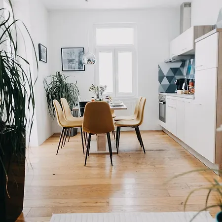 Apartment Miki's